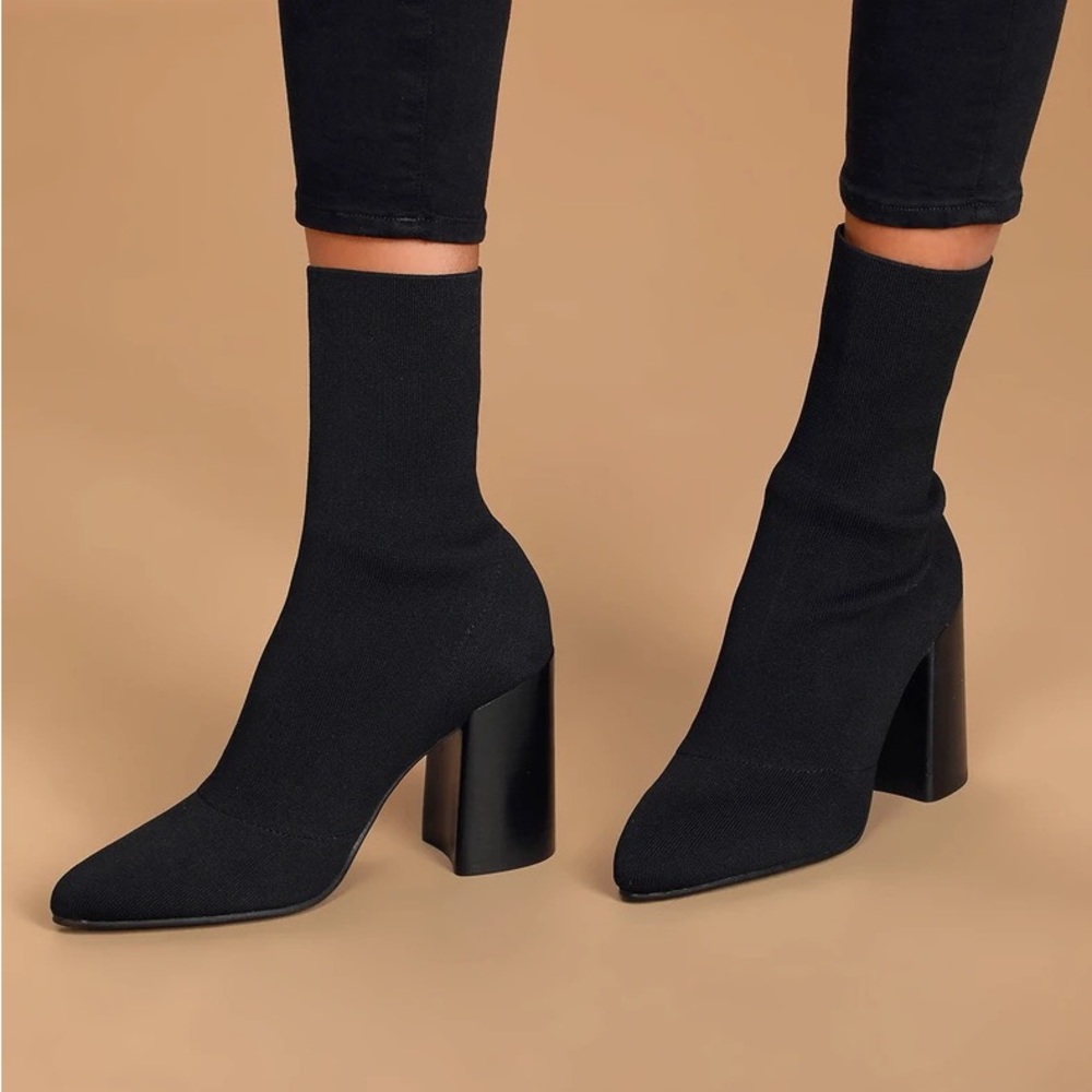 NWOB Steve Madden Sock Boots